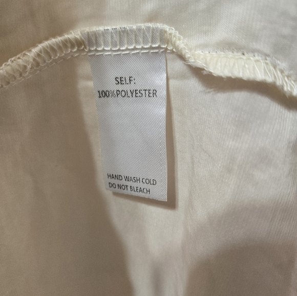 Easel Lace Trim Adjustable Strap Cream Colored Spaghetti Strap Tank Top NWT - Picture 3 of 5